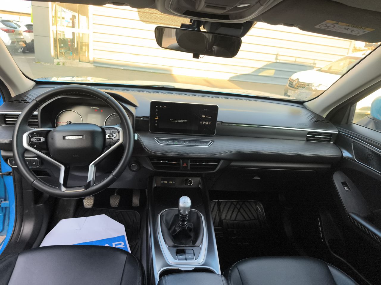 Haval Jolion — foto 22 de 25