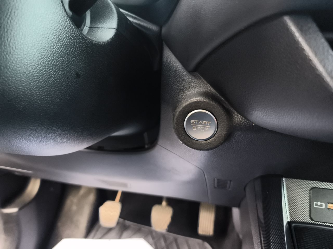 Haval Jolion — foto 25 de 25