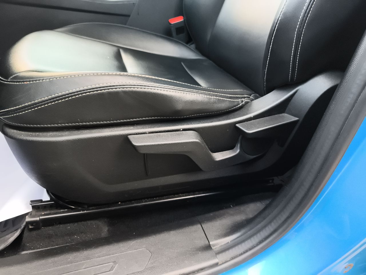 Haval Jolion — foto 13 de 25
