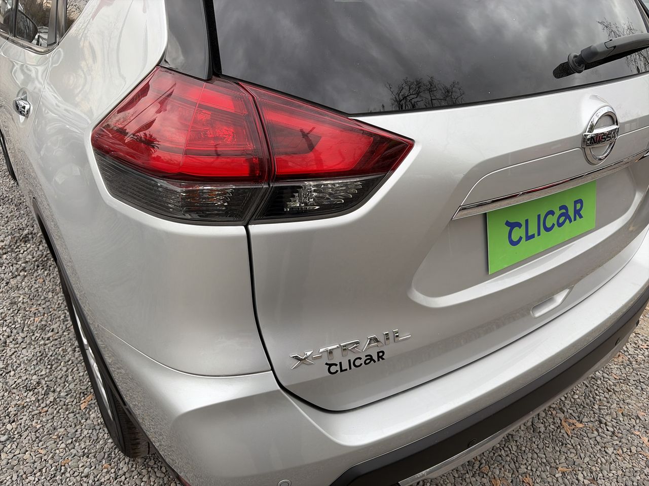 Nissan X-Trail — foto 12 de 20