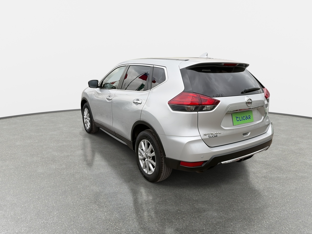 NISSAN - 5