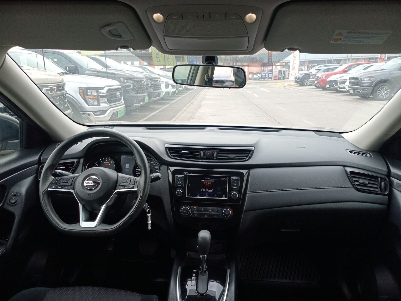 Nissan X-Trail — foto 32 de 35