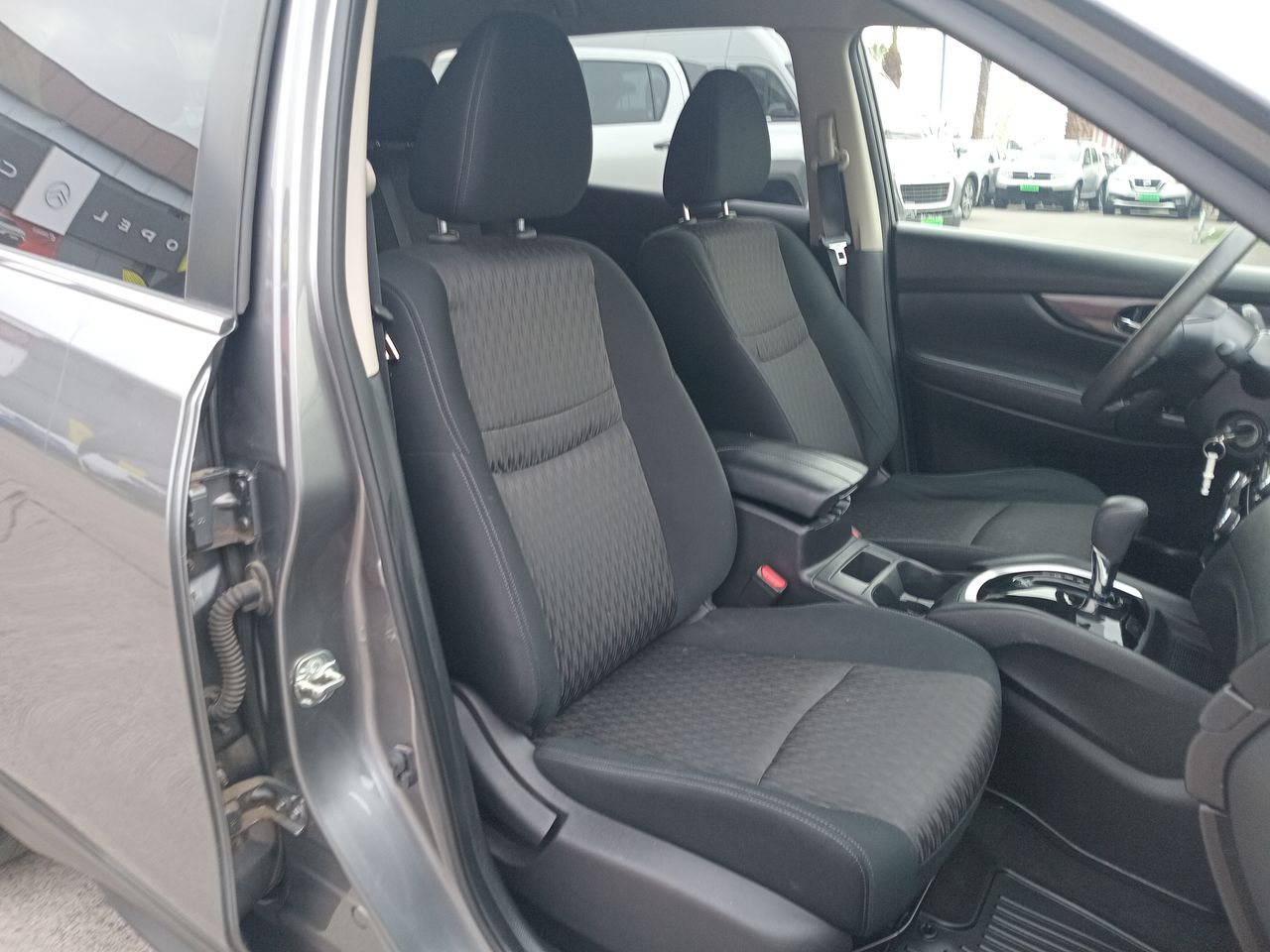 Nissan X-Trail — foto 33 de 35