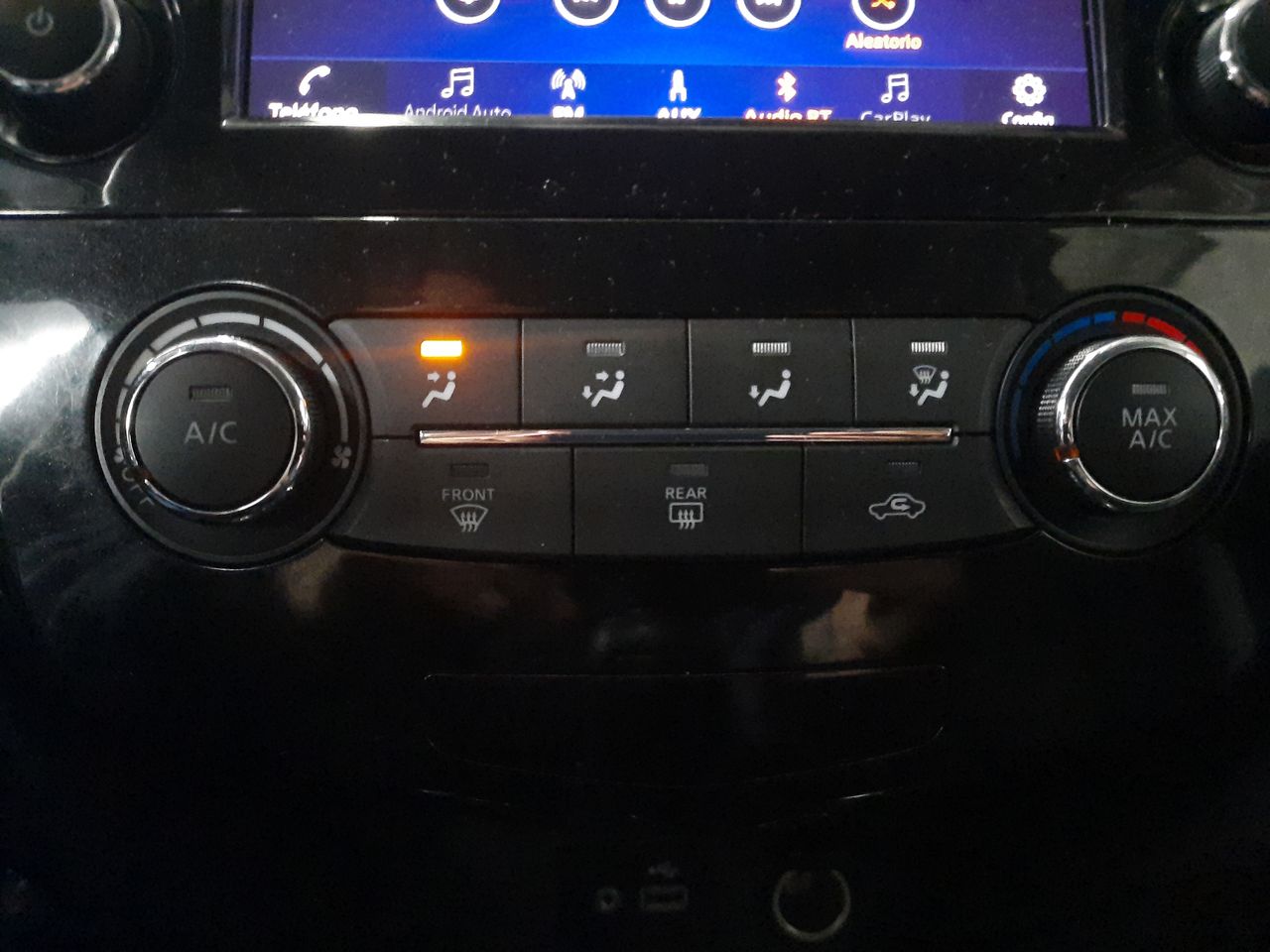 NISSAN - 22
