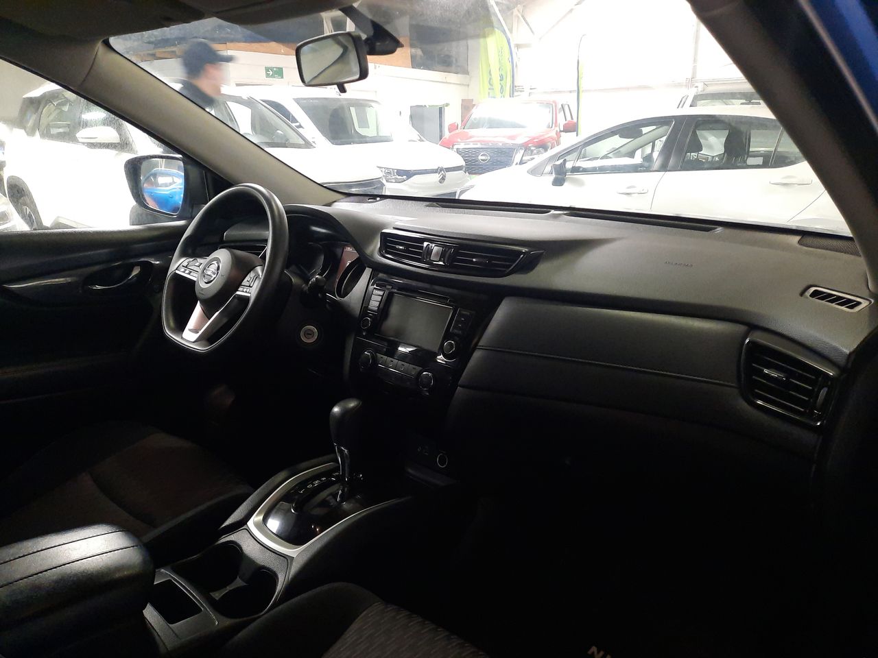 NISSAN - 8