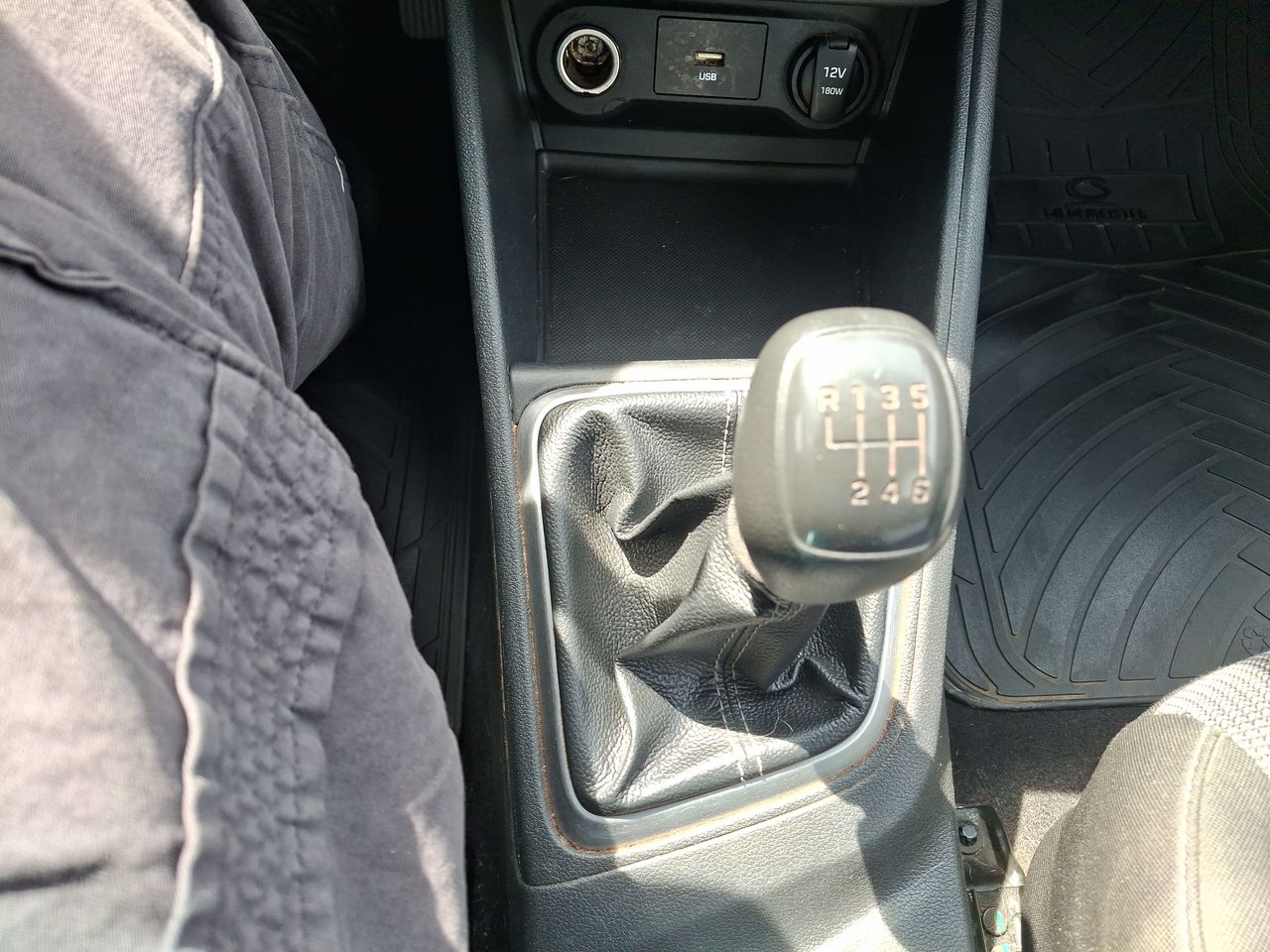 HYUNDAI - 29
