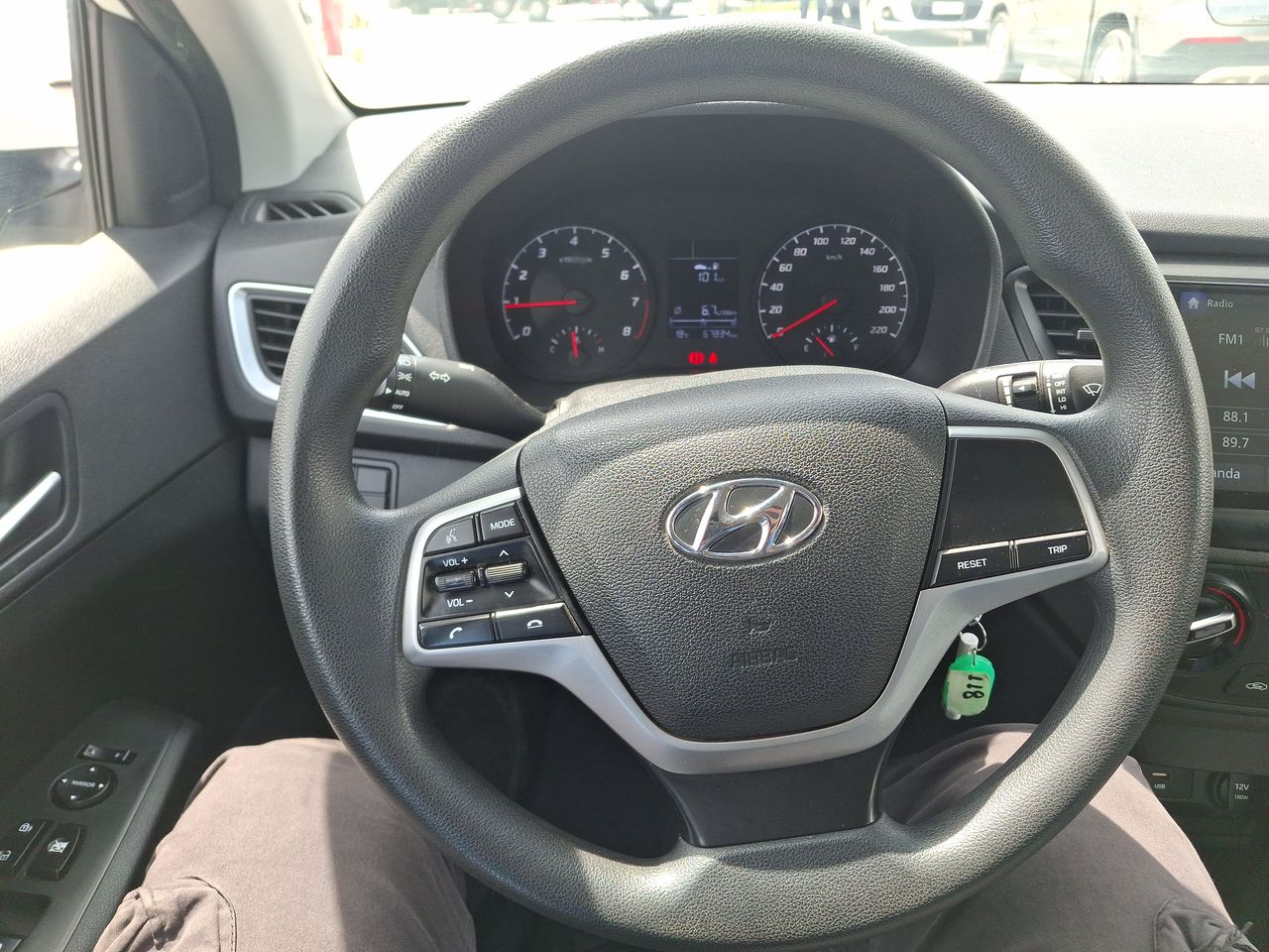HYUNDAI - 23