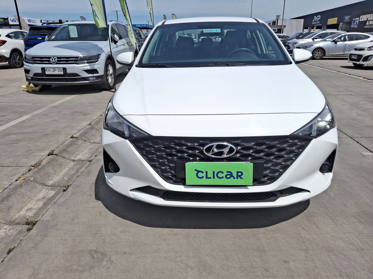 HYUNDAI - 2