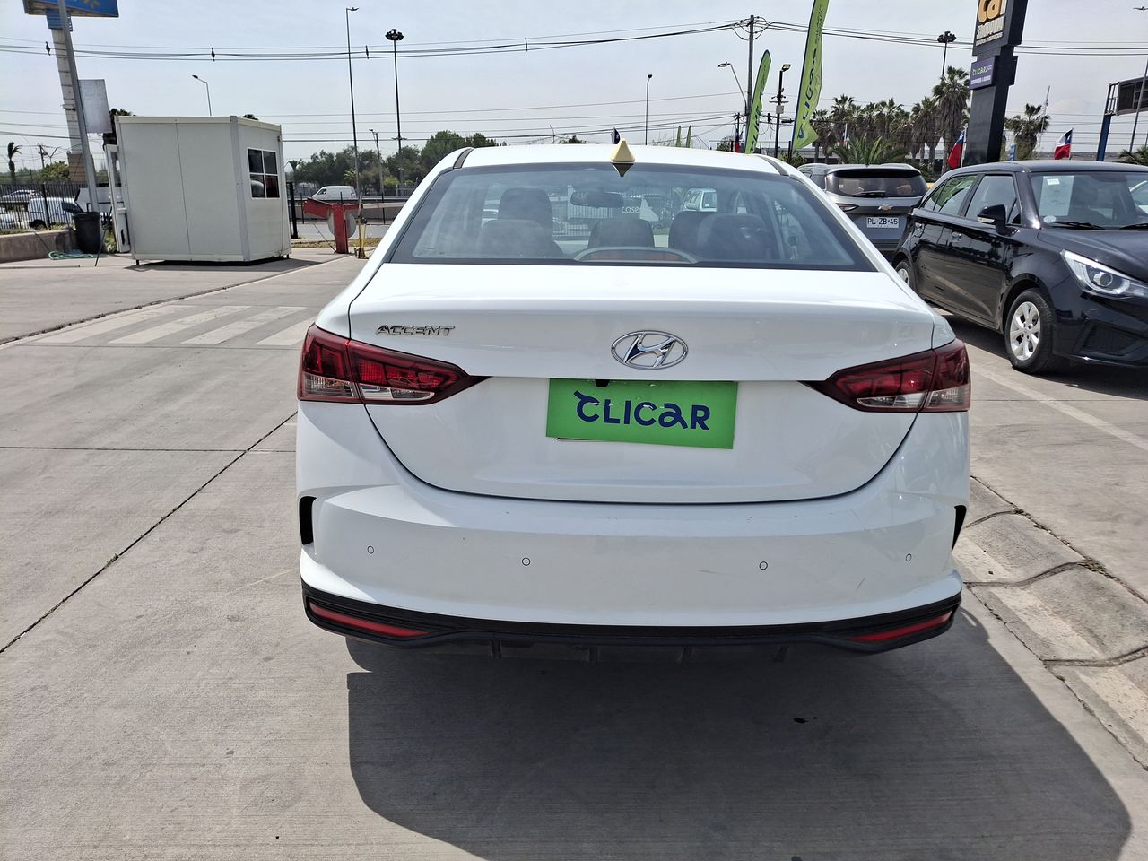 HYUNDAI - 6