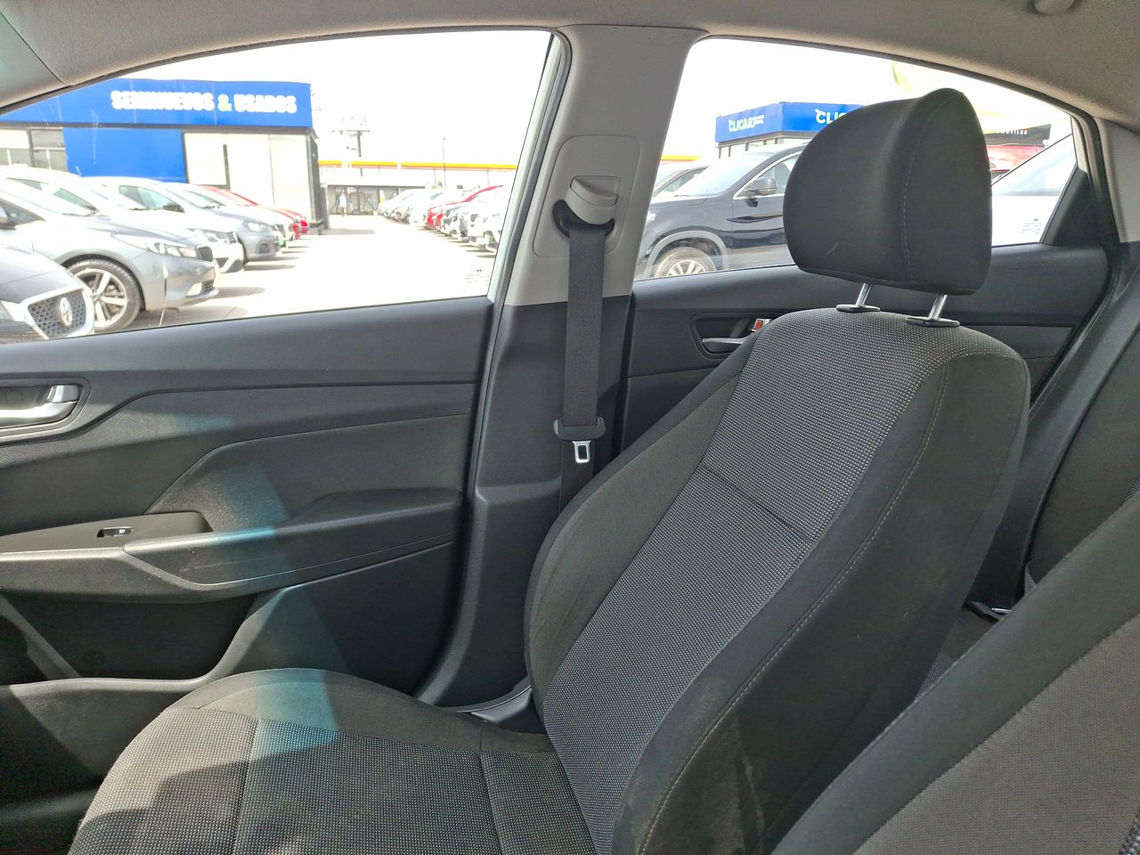 HYUNDAI - 11
