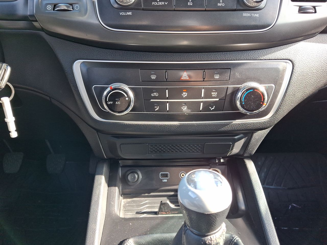 SSANGYONG - 29