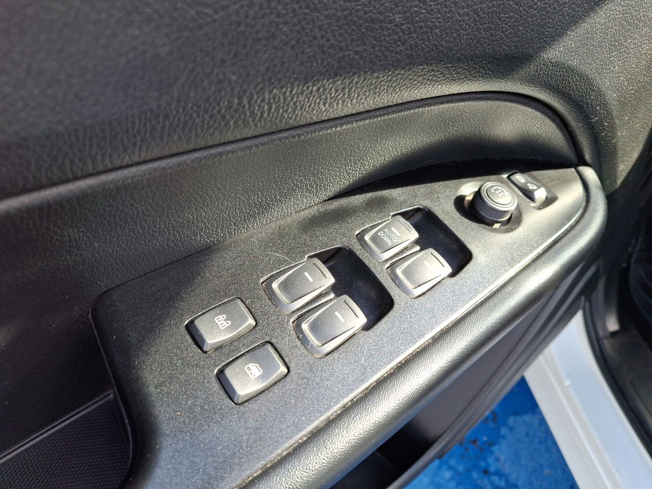 SSANGYONG - 22