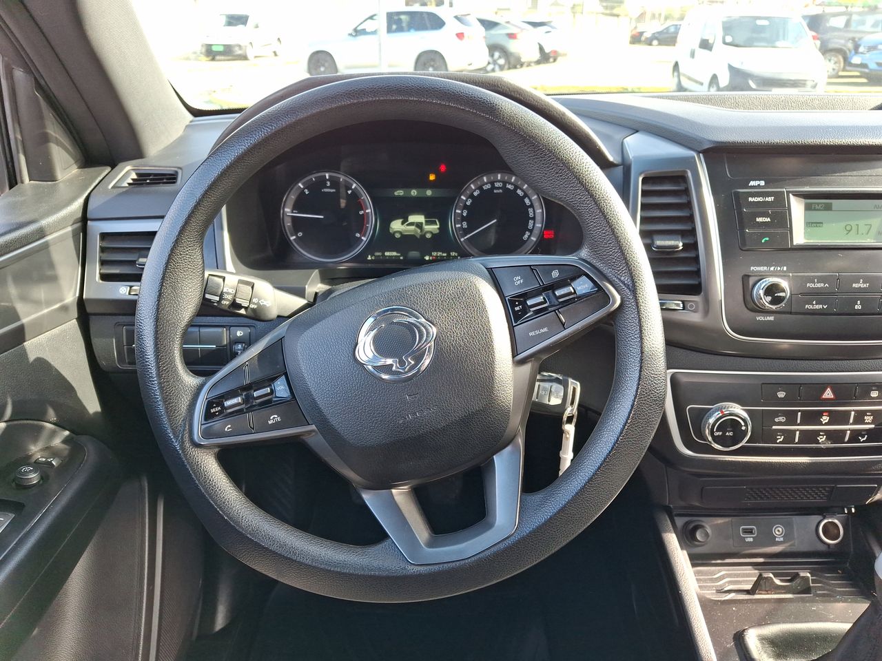 SSANGYONG - 25