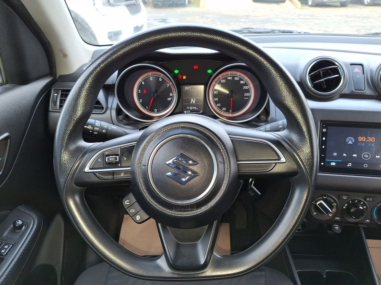 SUZUKI - 17