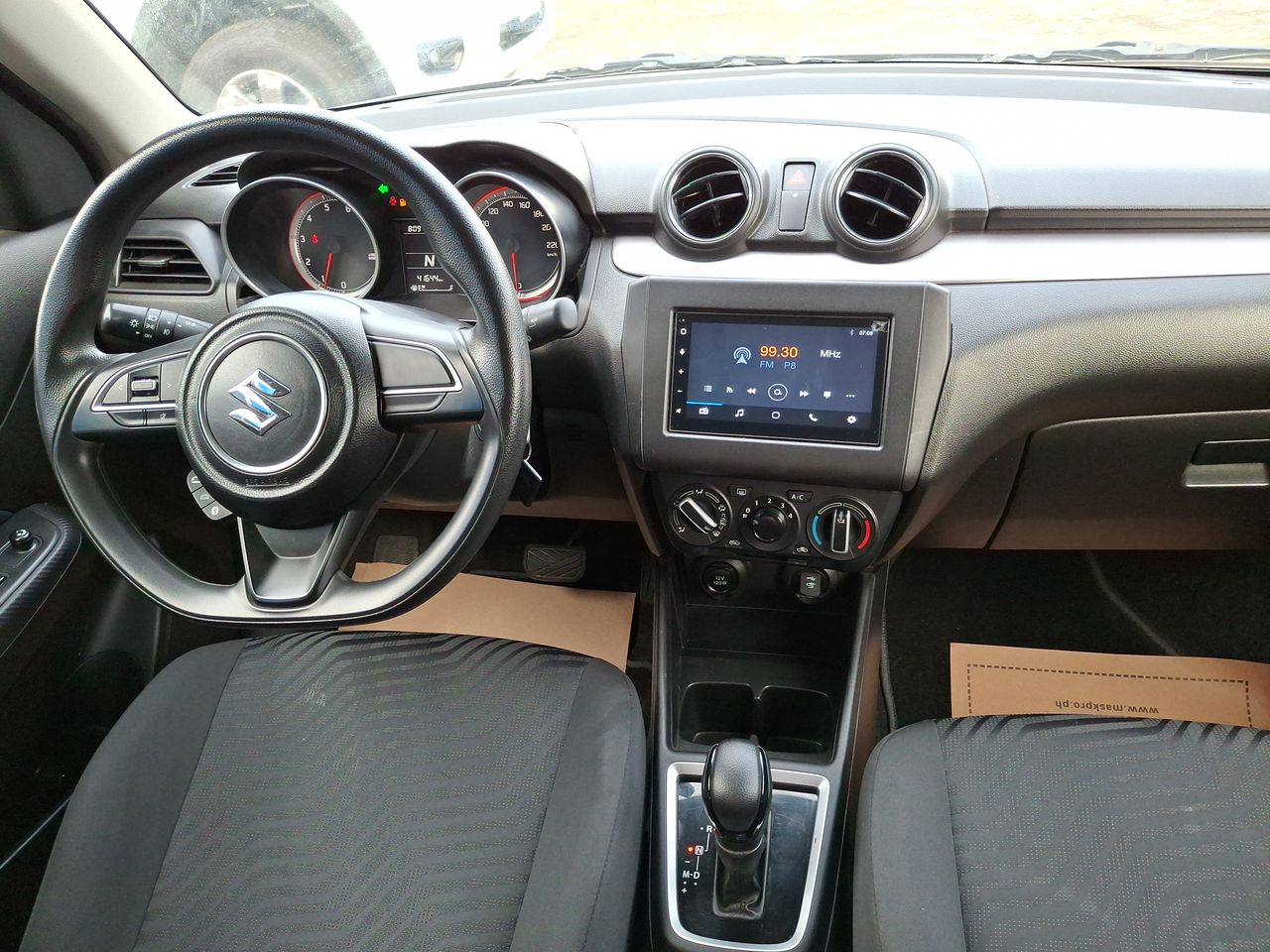 SUZUKI - 4