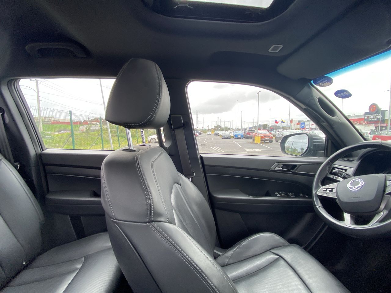 SSANGYONG - 15