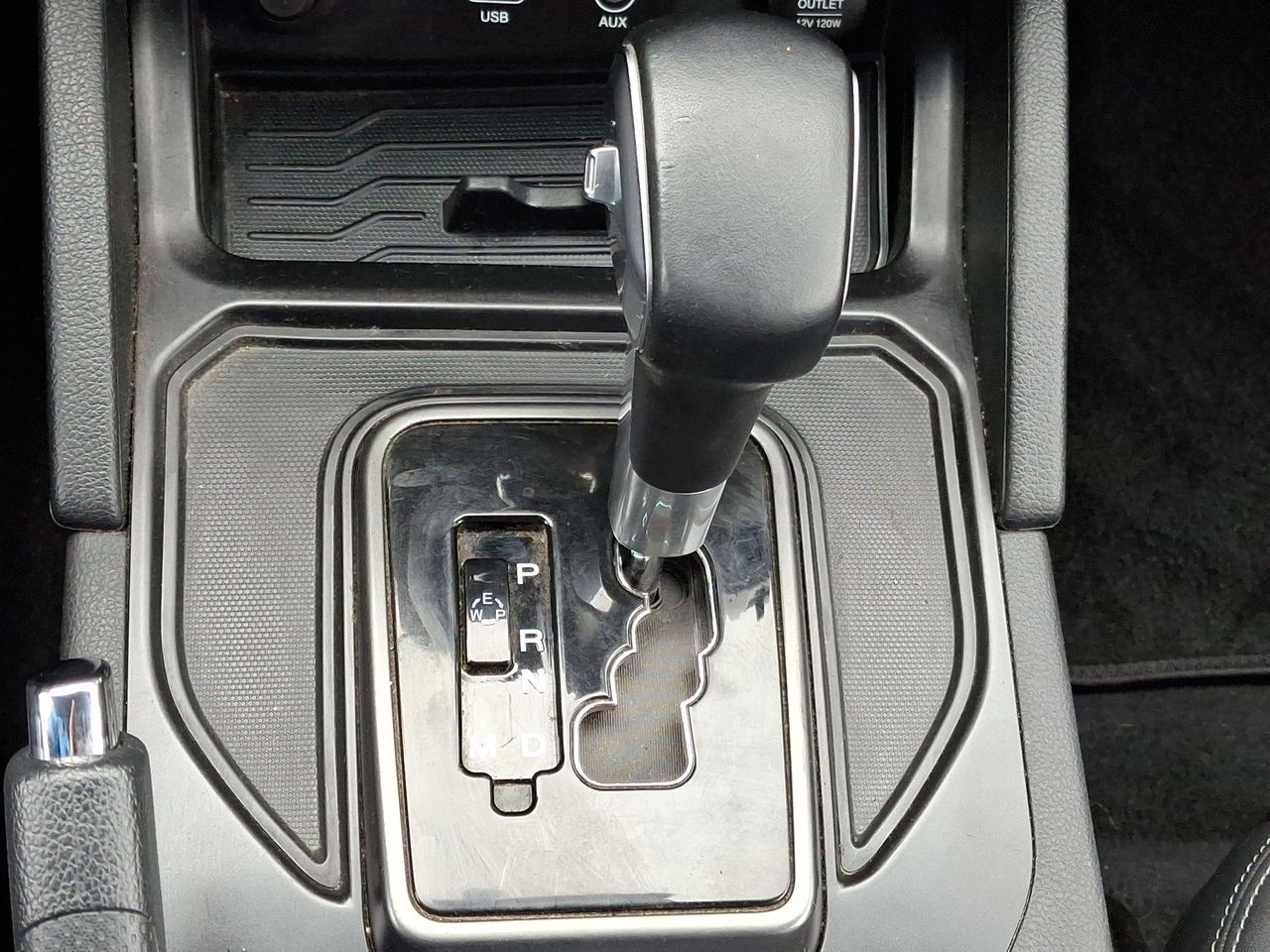 SSANGYONG - 32