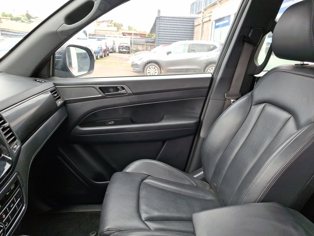 SSANGYONG - 35