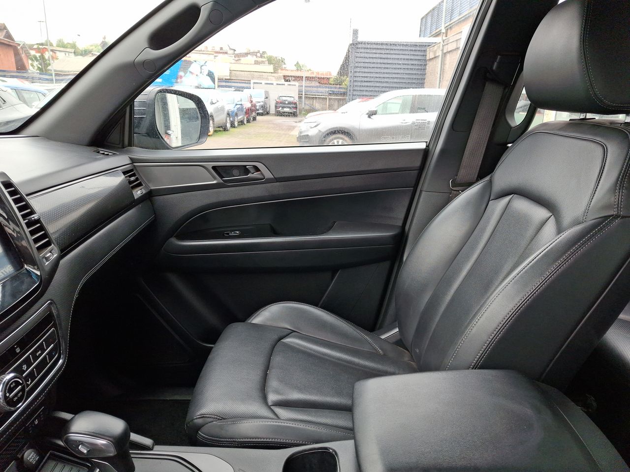 SSANGYONG - 10