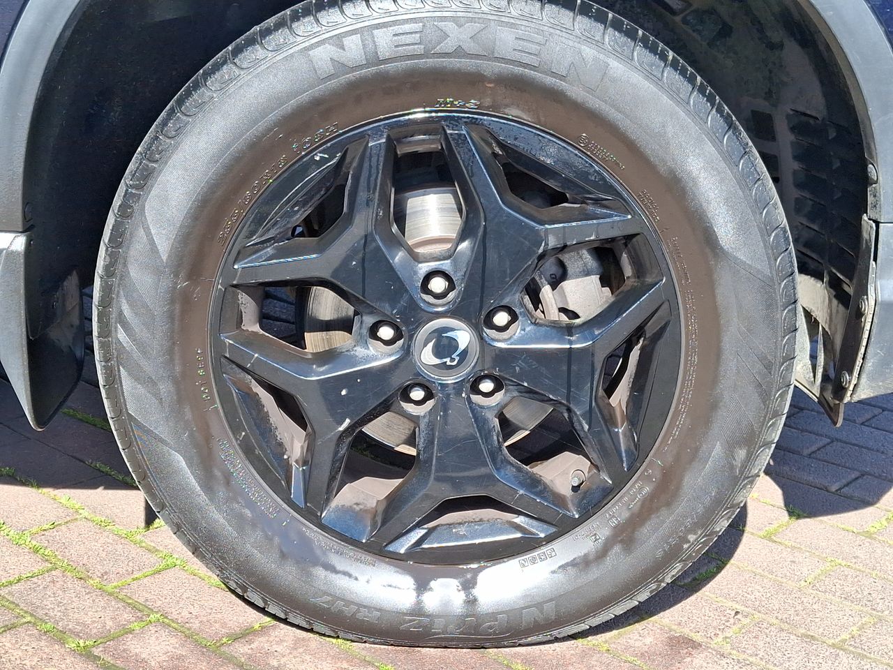 SSANGYONG - 17