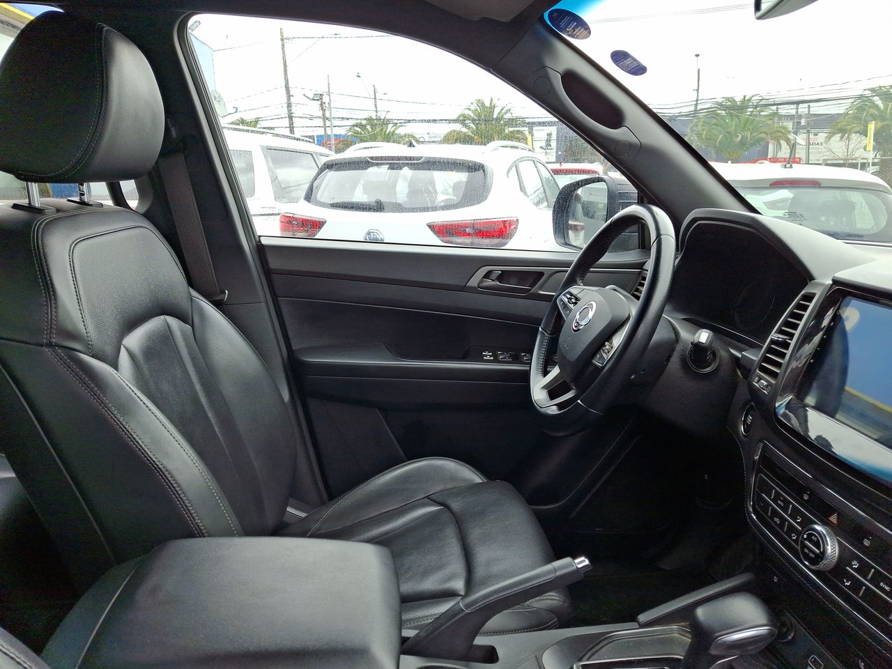 SSANGYONG - 16