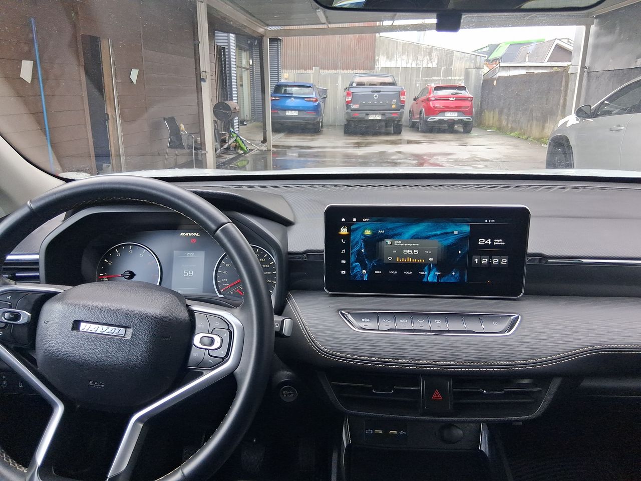 Haval Jolion — foto 33 de 36