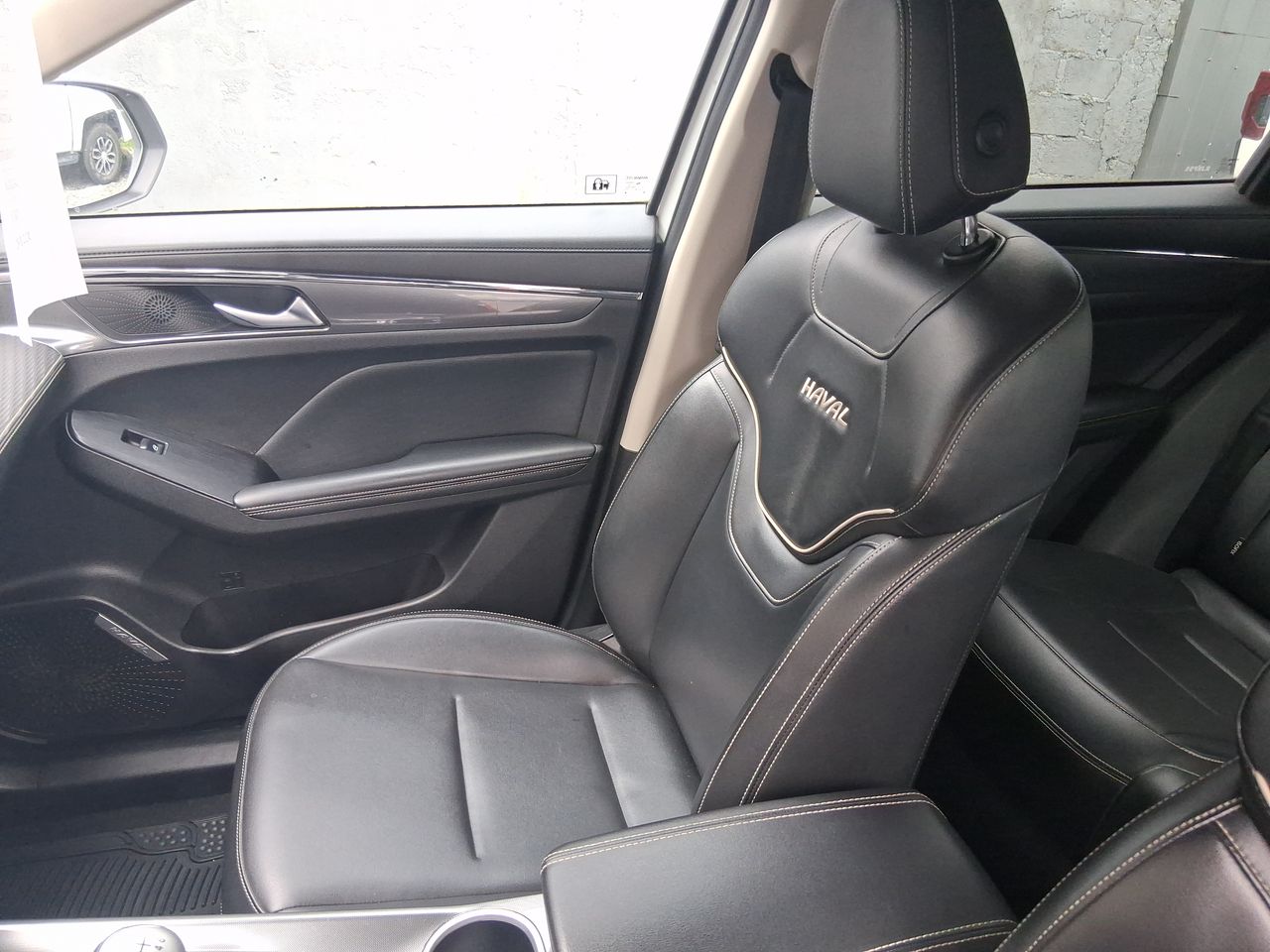 Haval Jolion — foto 11 de 36