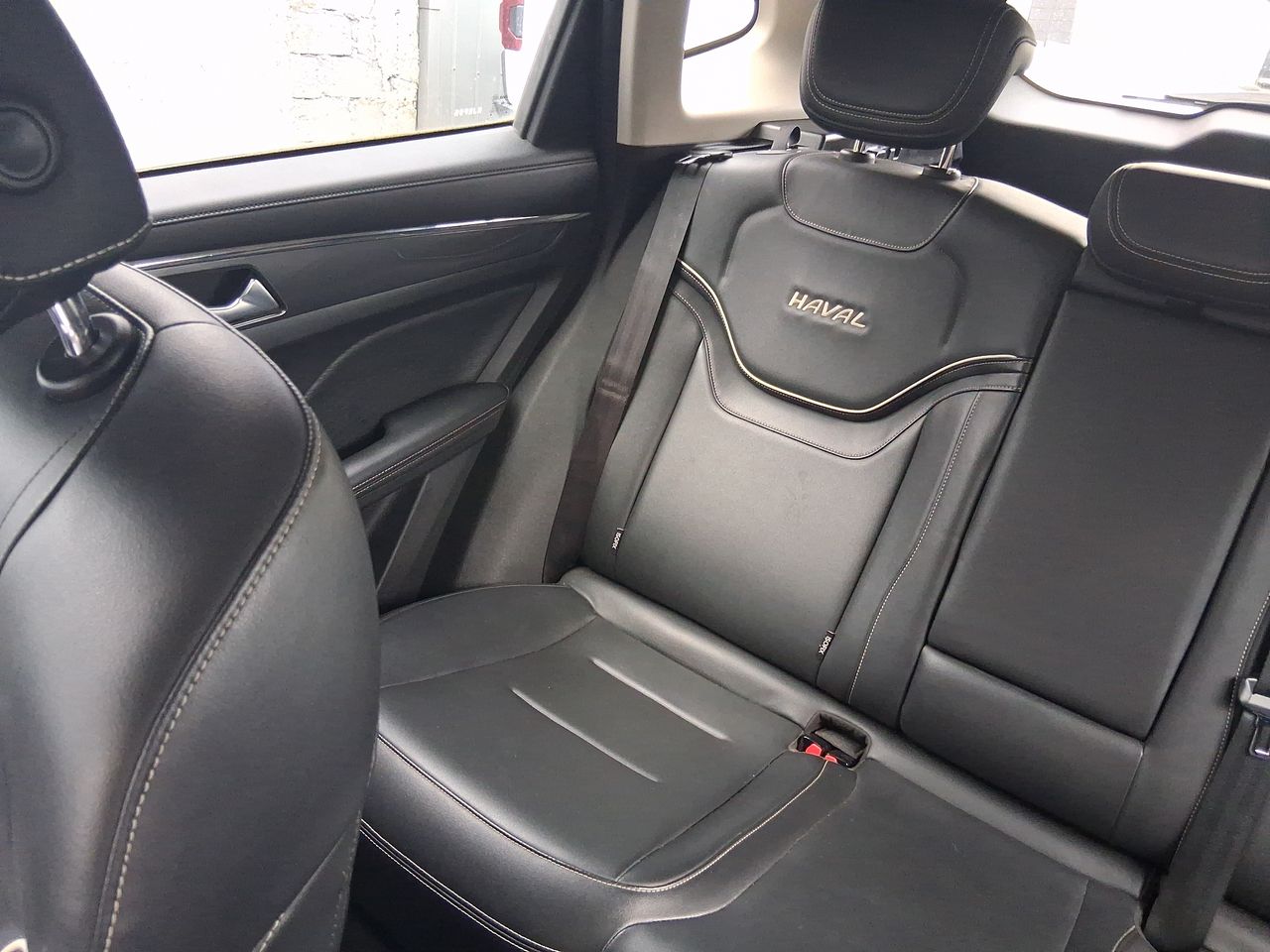 Haval Jolion — foto 13 de 36