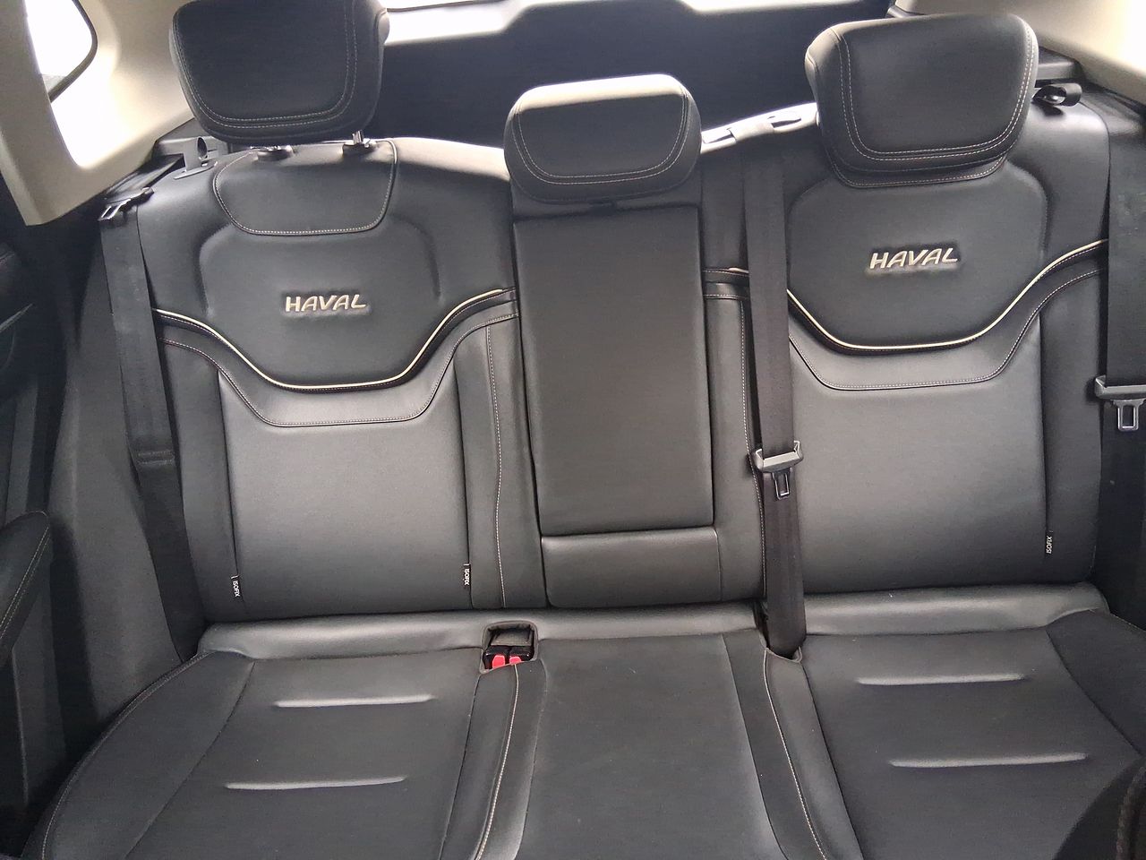 Haval Jolion — foto 14 de 36