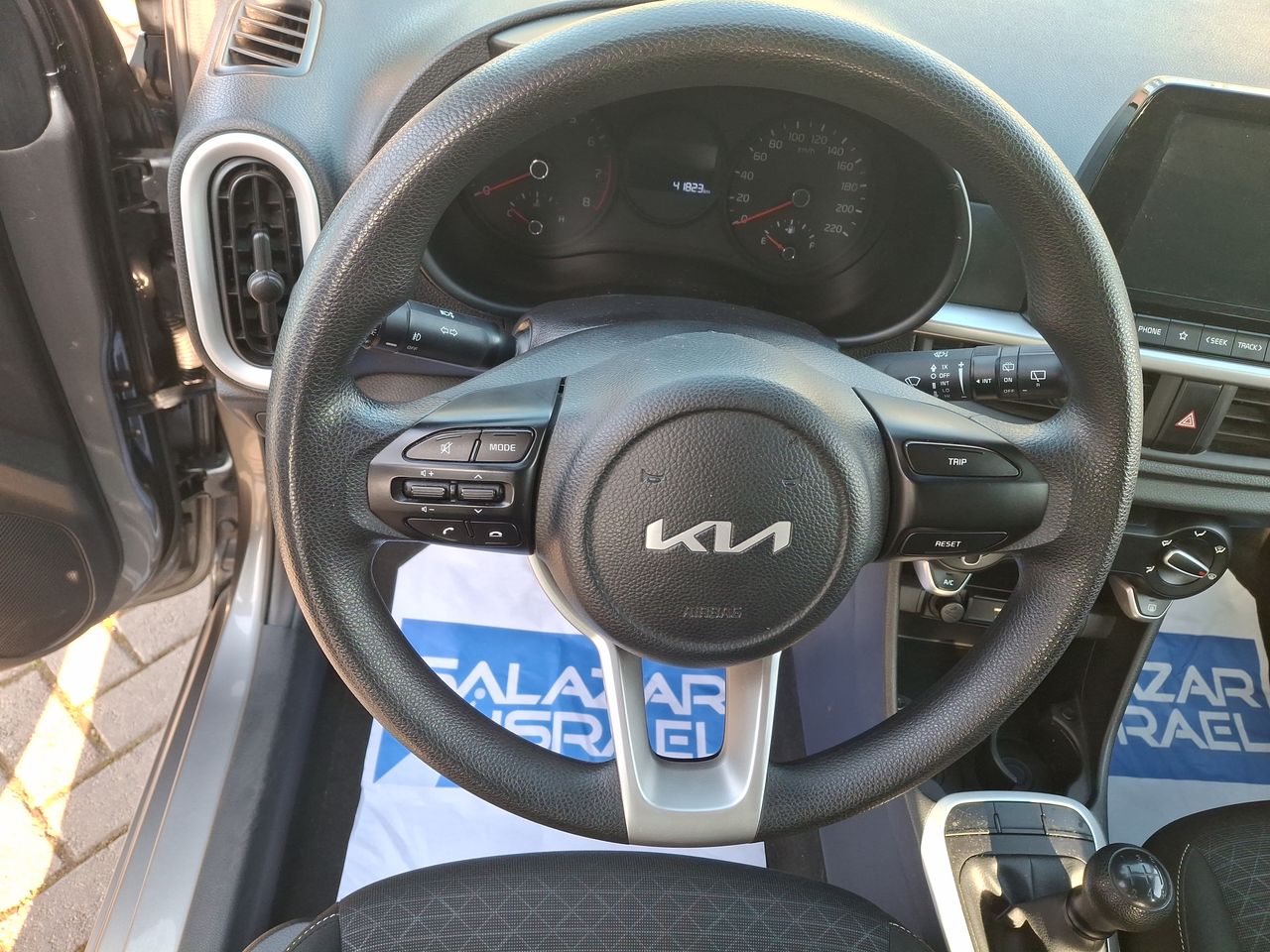 KIA - 25