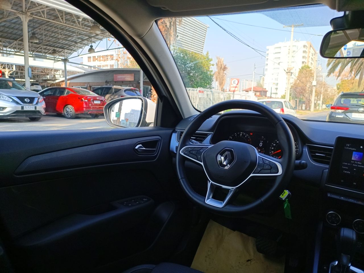 RENAULT - 16