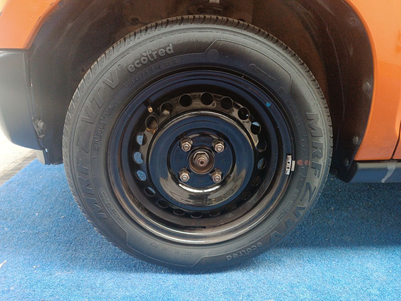 SUZUKI - 13