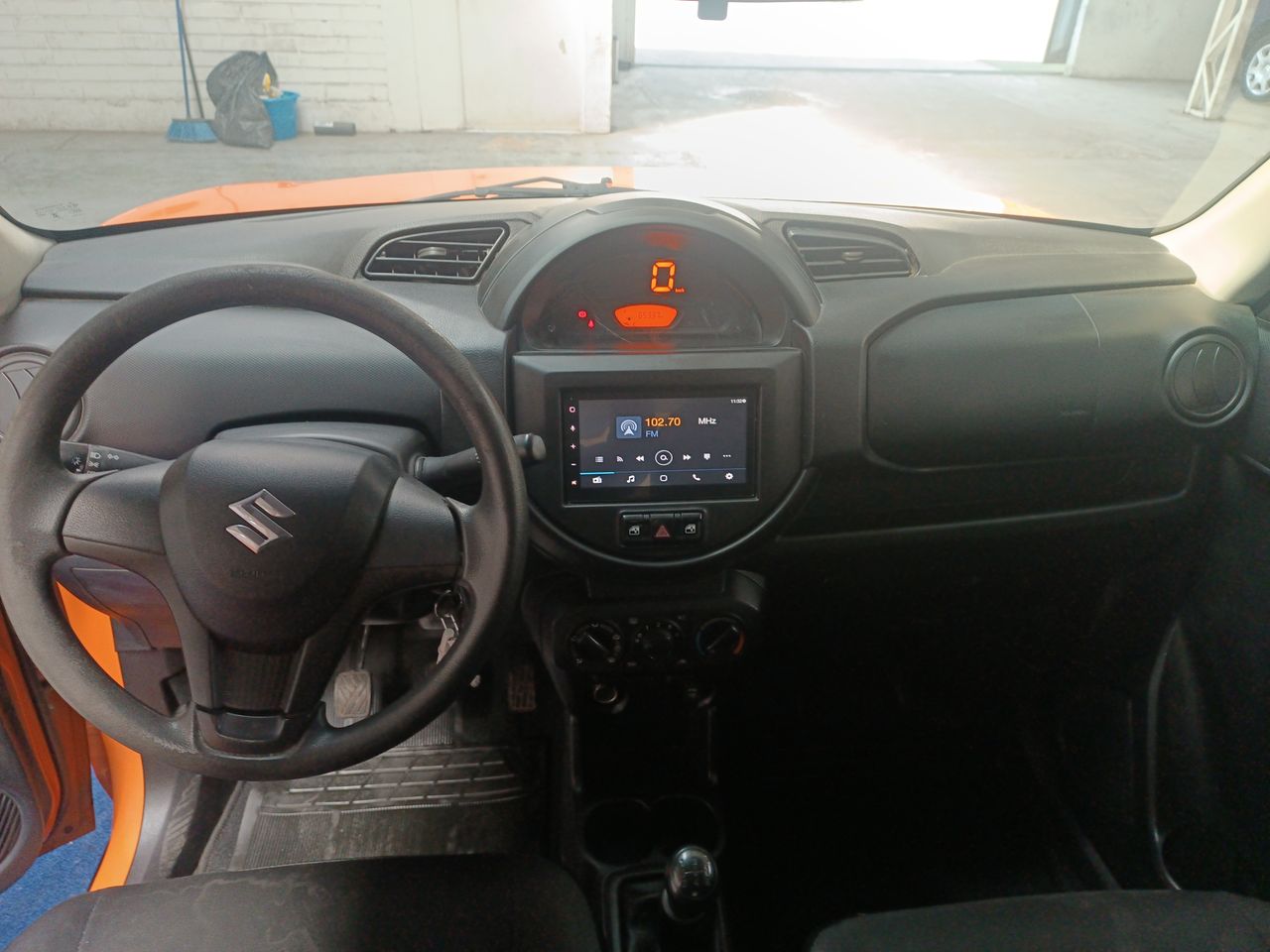 SUZUKI - 24