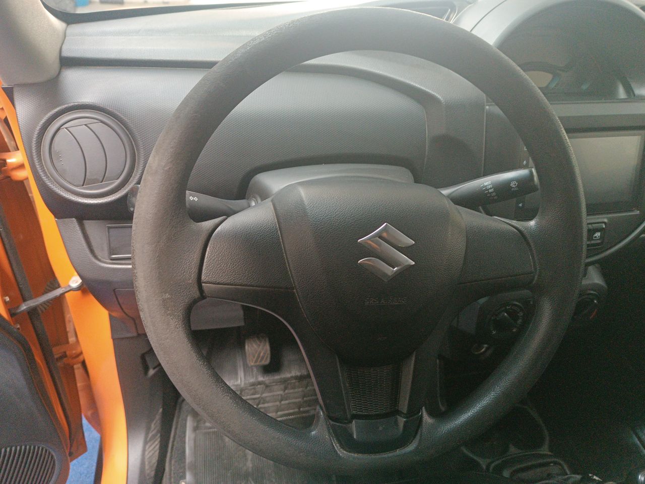 SUZUKI - 18