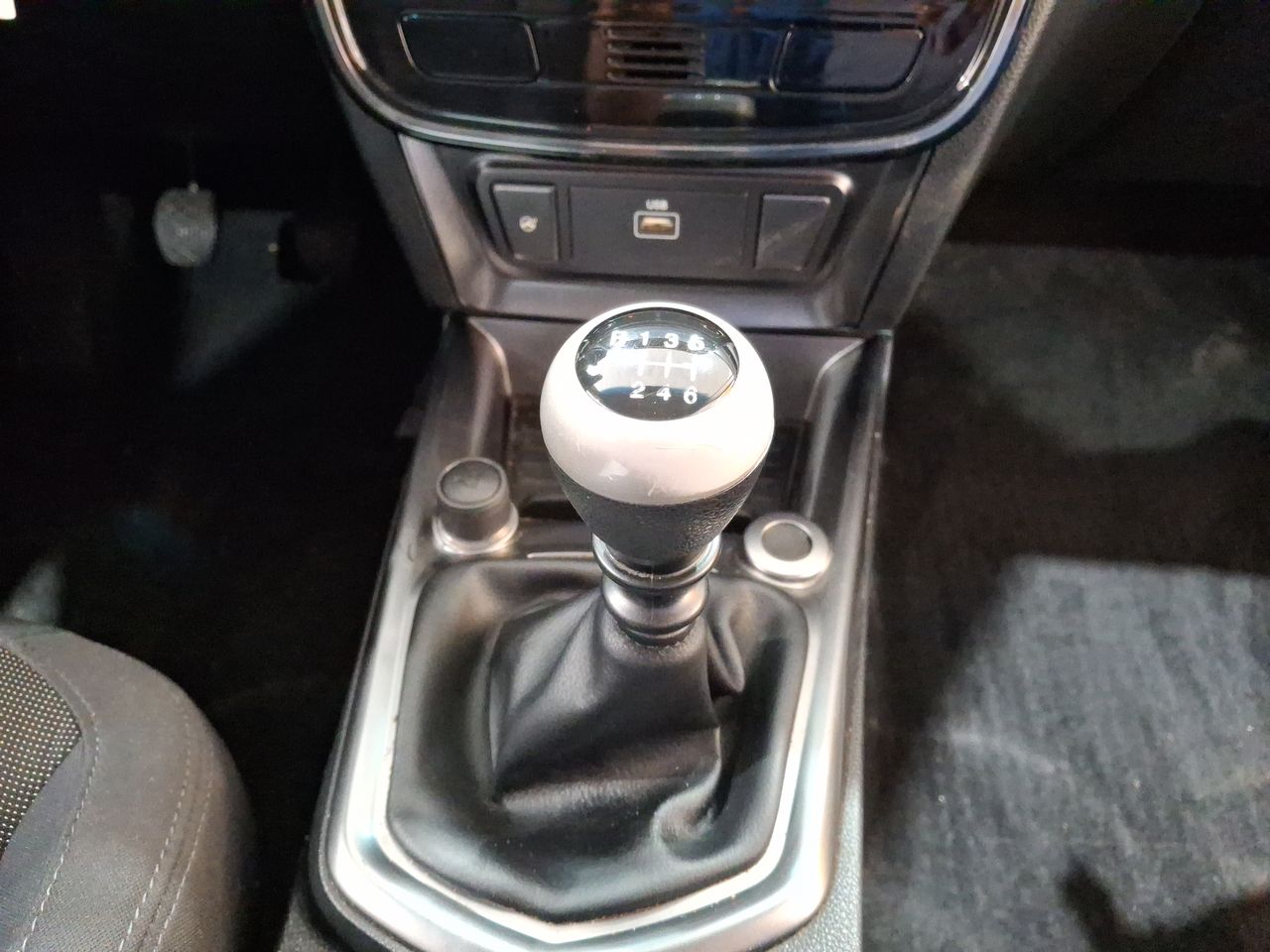 SSANGYONG - 31