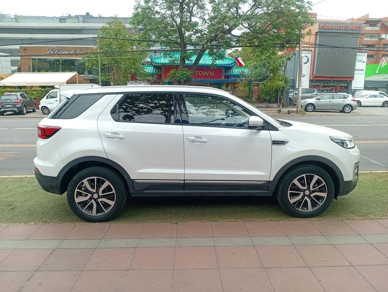 CHANGAN - 8
