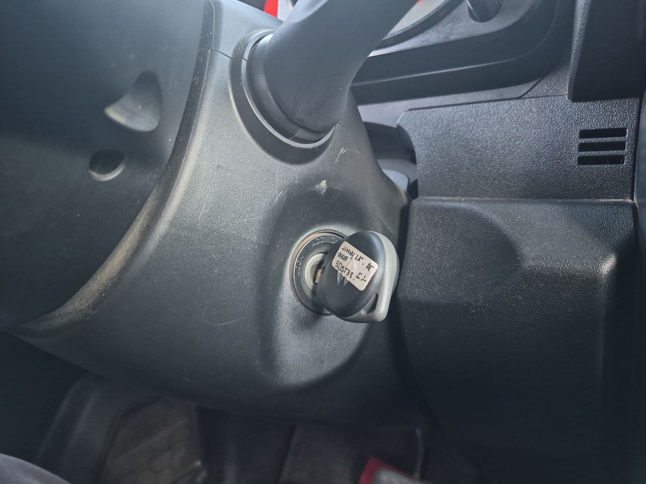 Suzuki Swift — foto 25 de 25