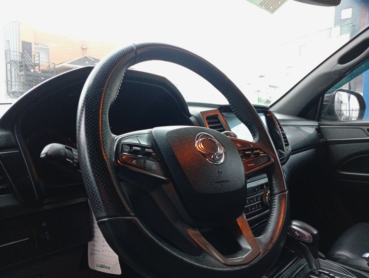 SSANGYONG - 25