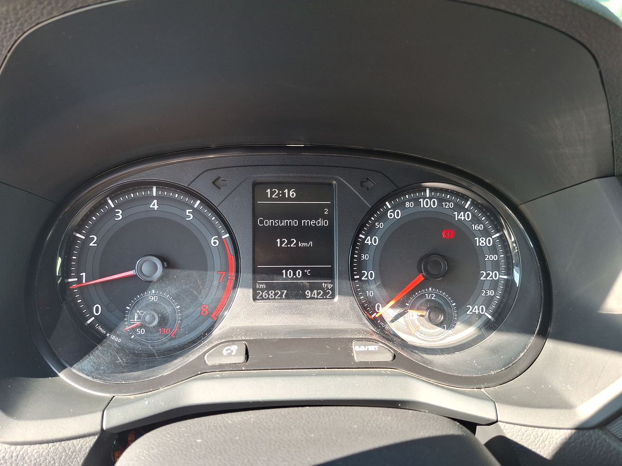 VOLKSWAGEN - 26