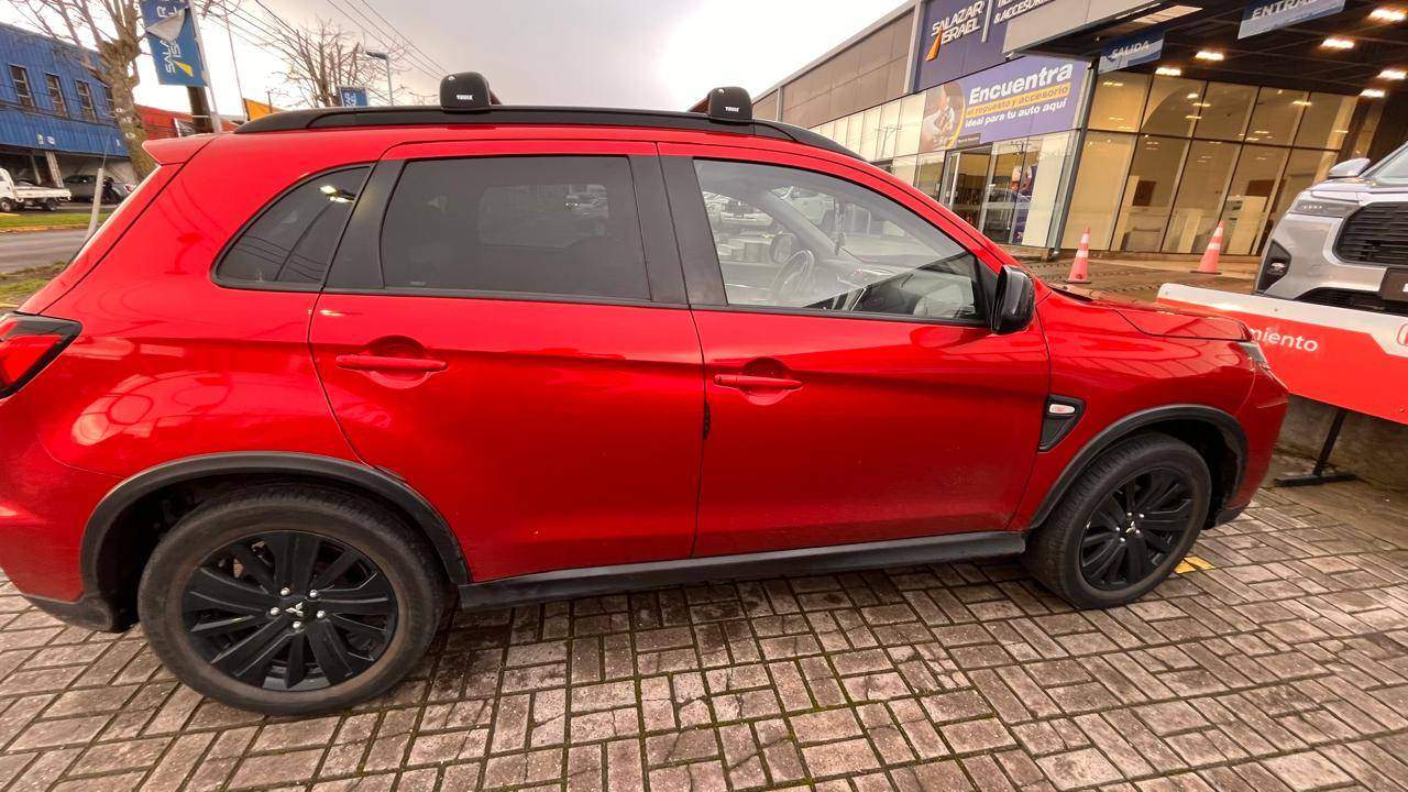 MITSUBISHI - 2