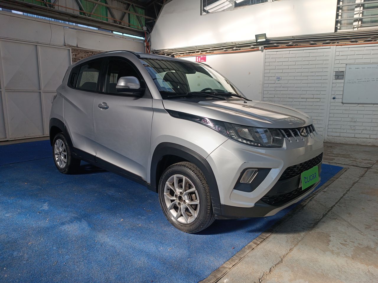 MAHINDRA - 1