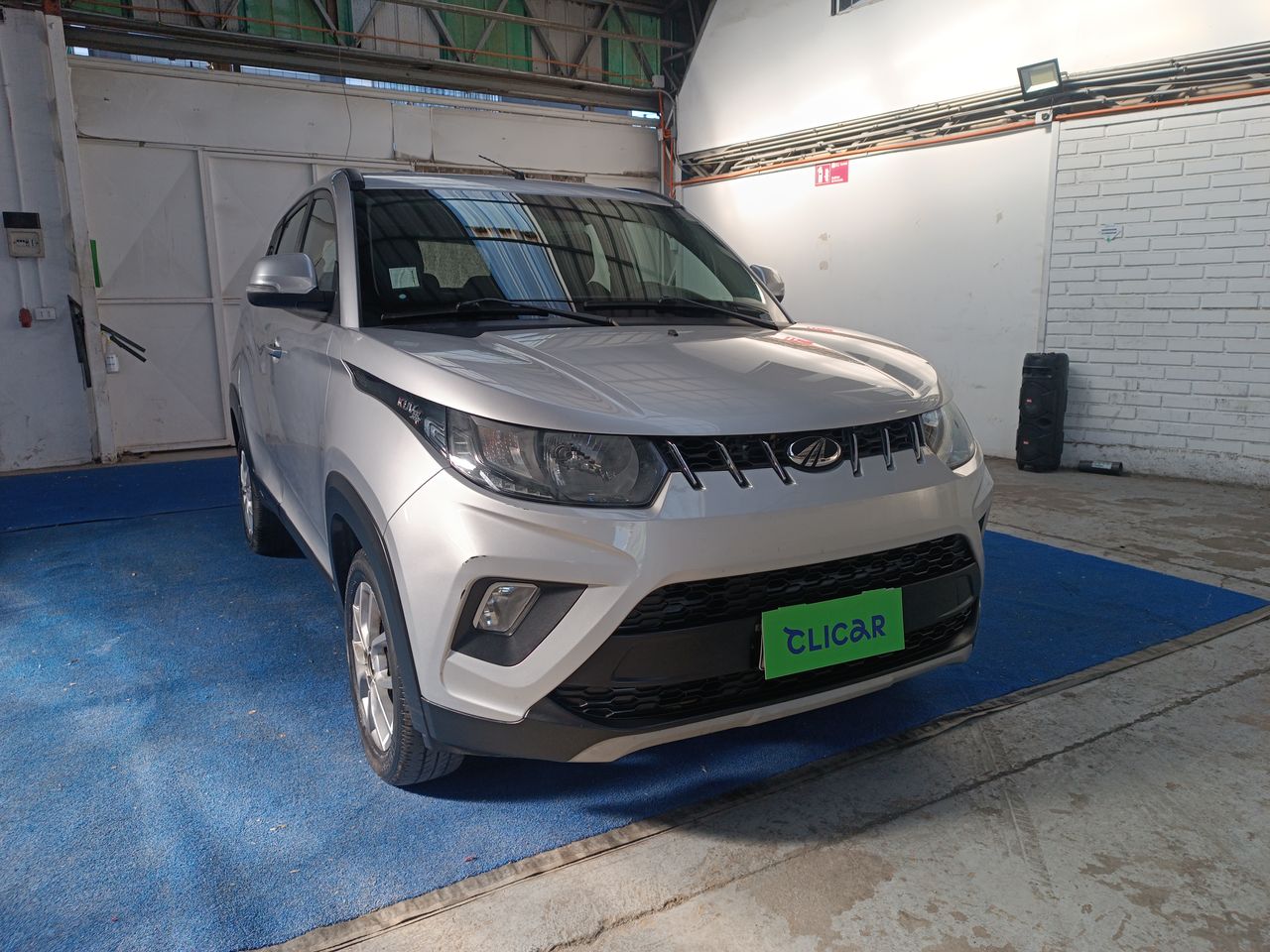 MAHINDRA - 2