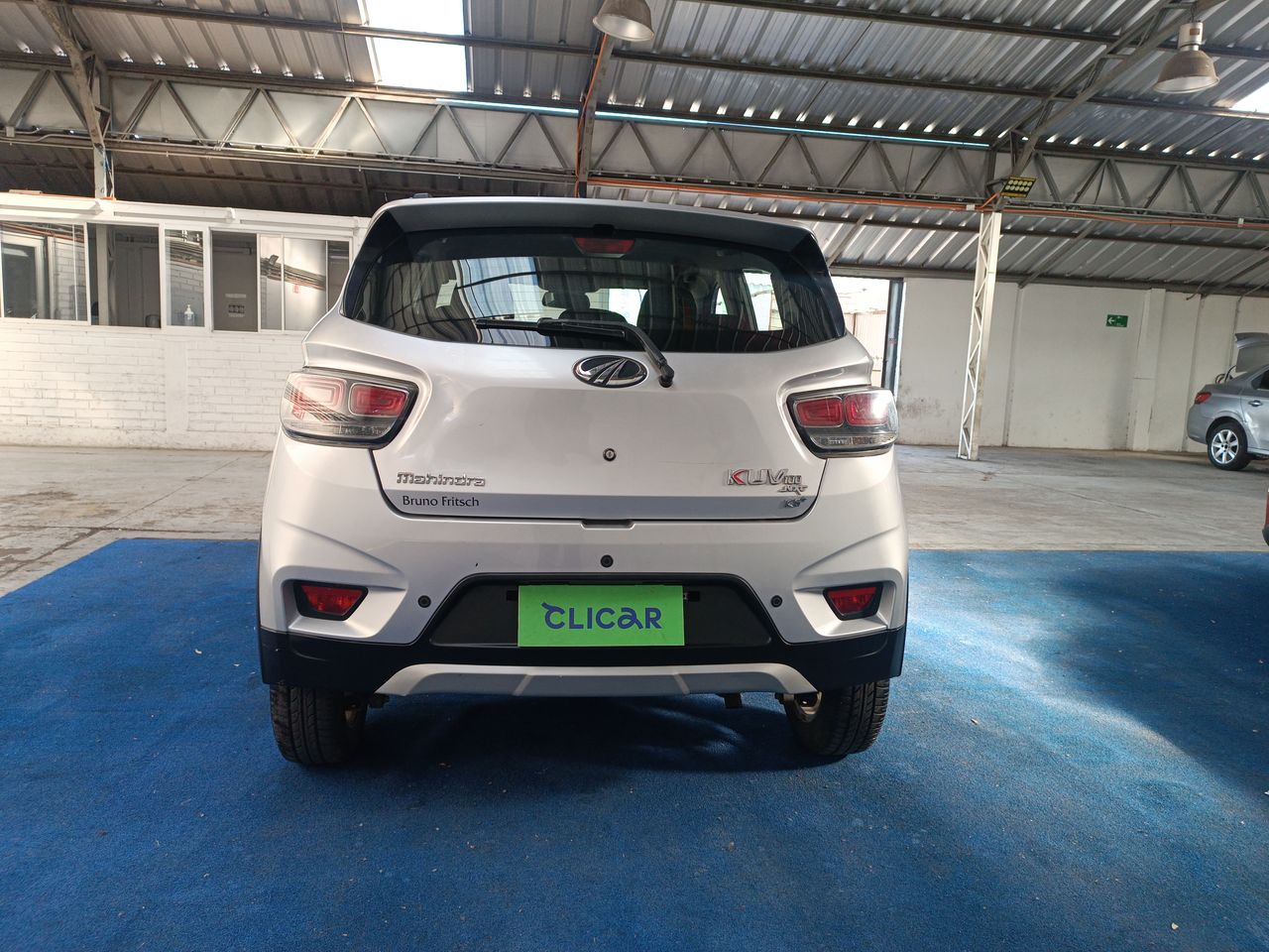 MAHINDRA - 6