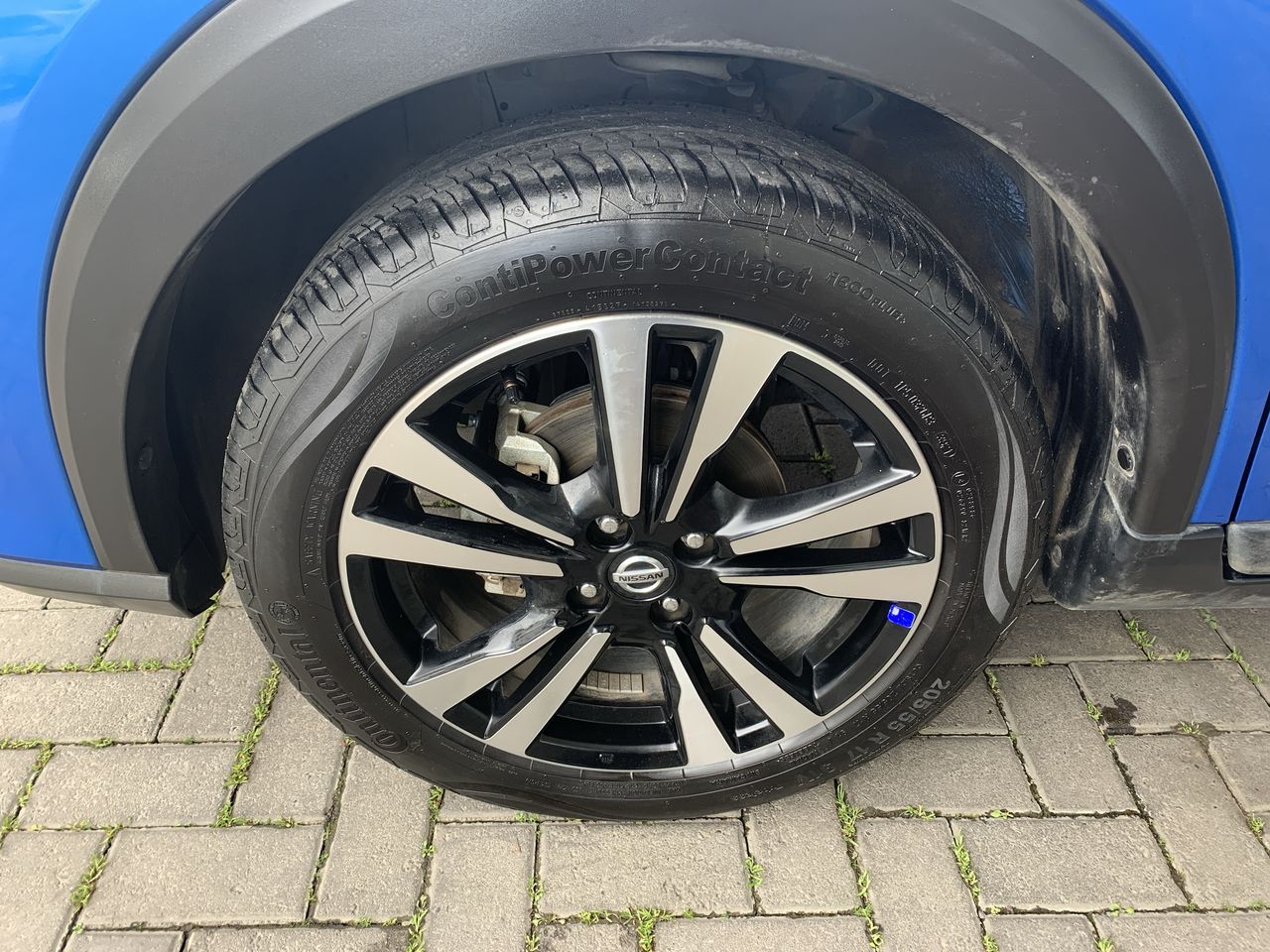 NISSAN - 17
