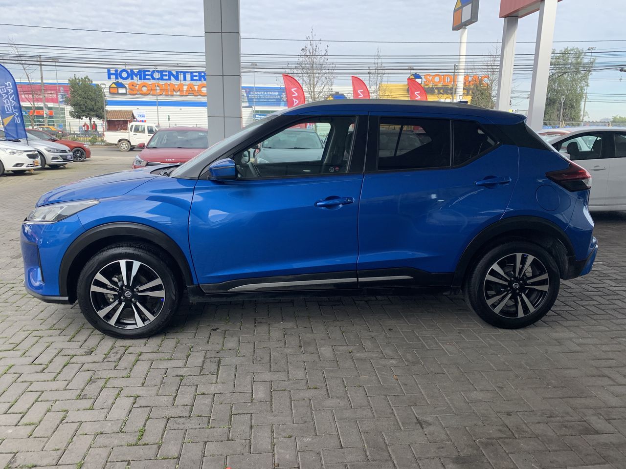 NISSAN - 4