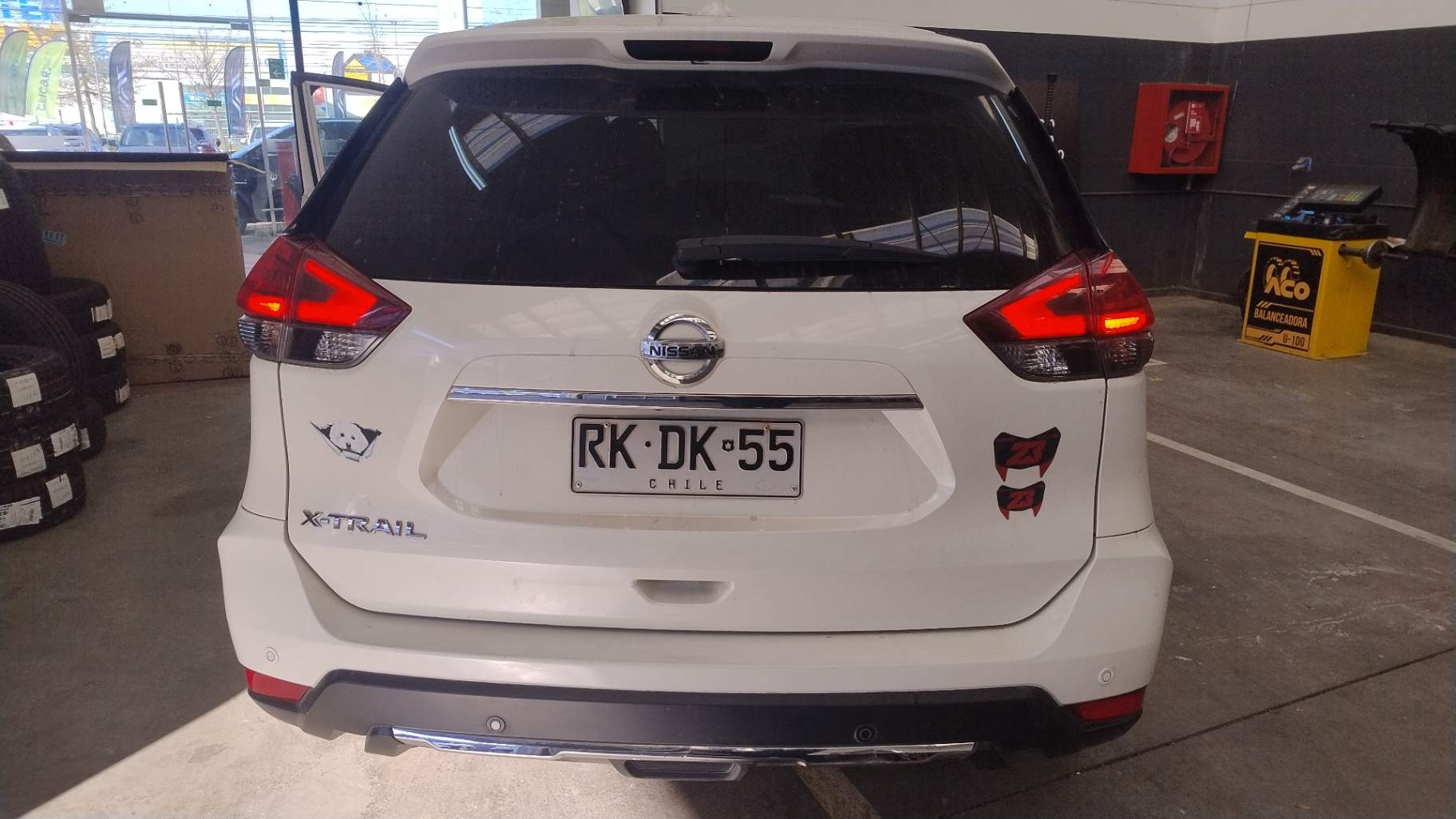 NISSAN - 5