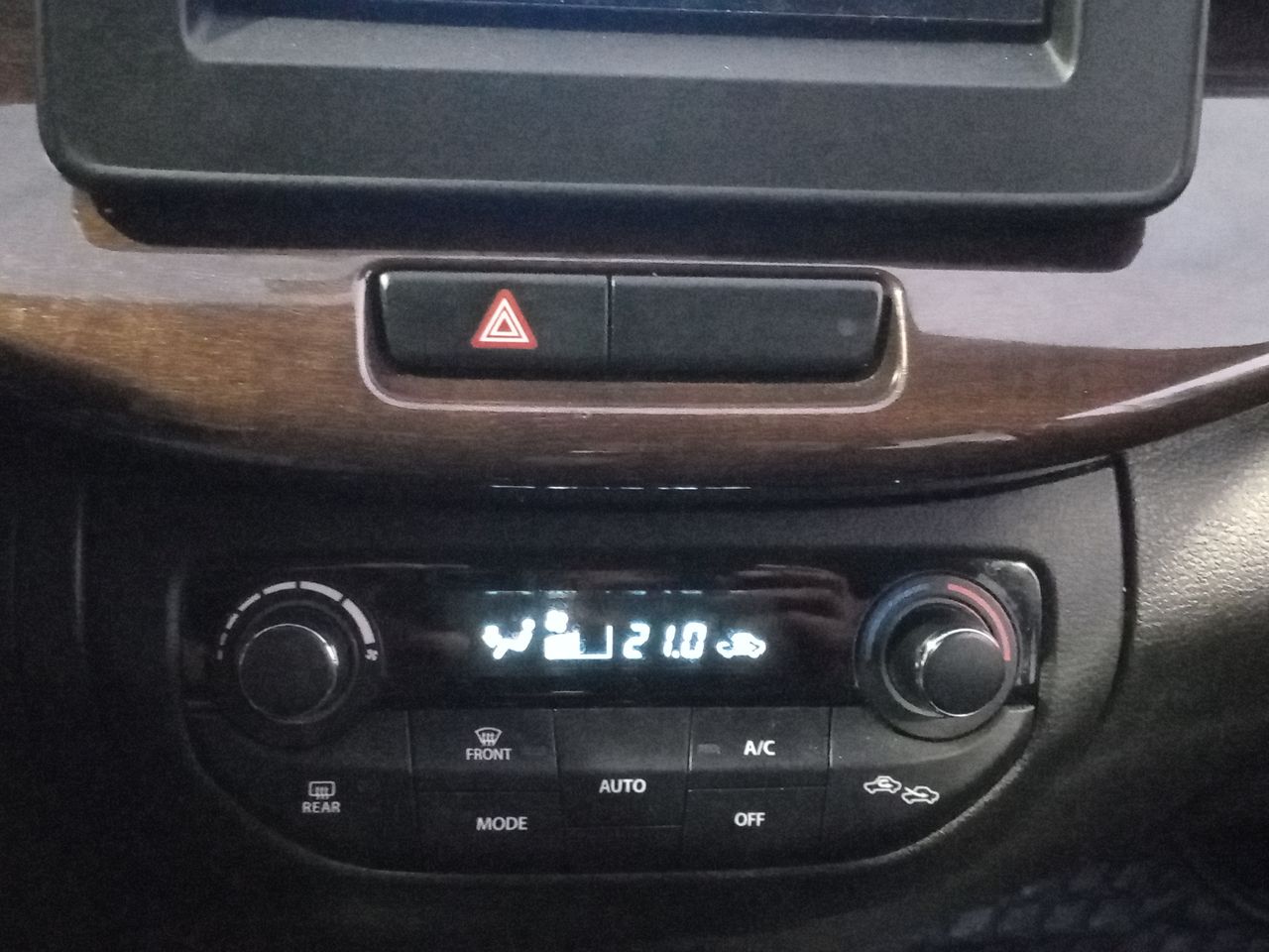 SUZUKI - 28