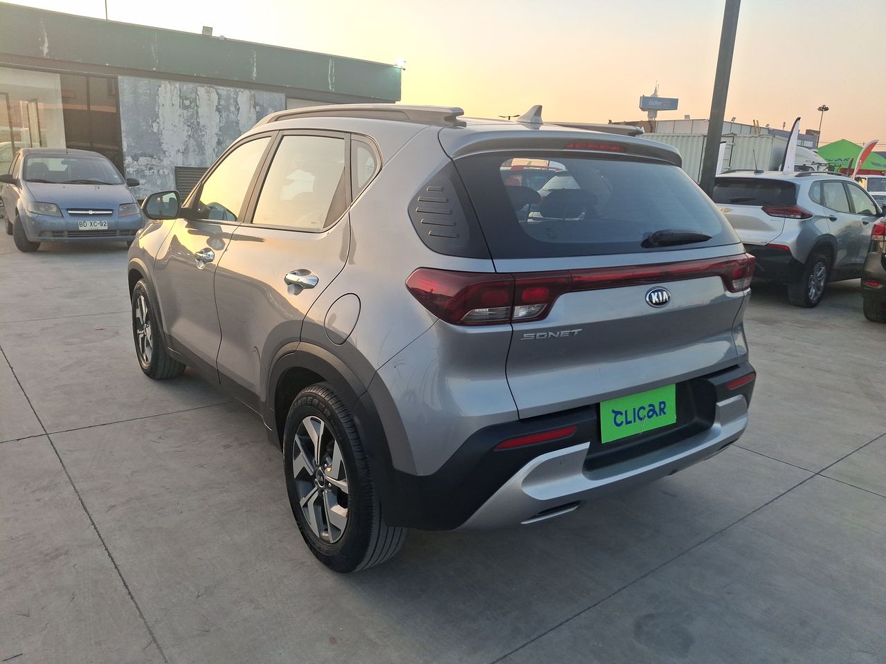 KIA - 5