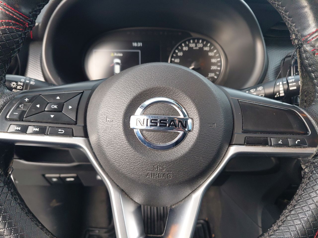 NISSAN - 24