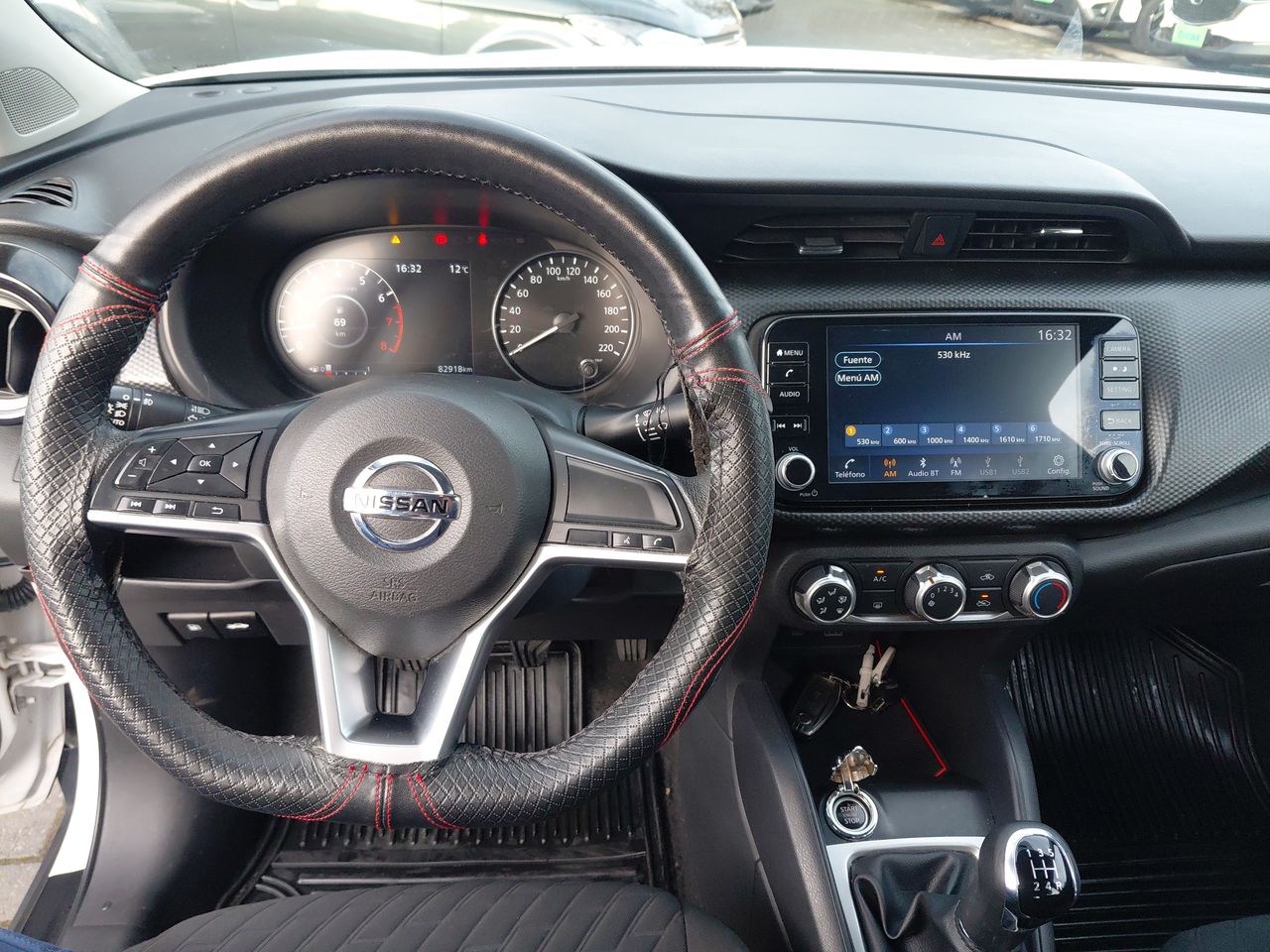 NISSAN - 30